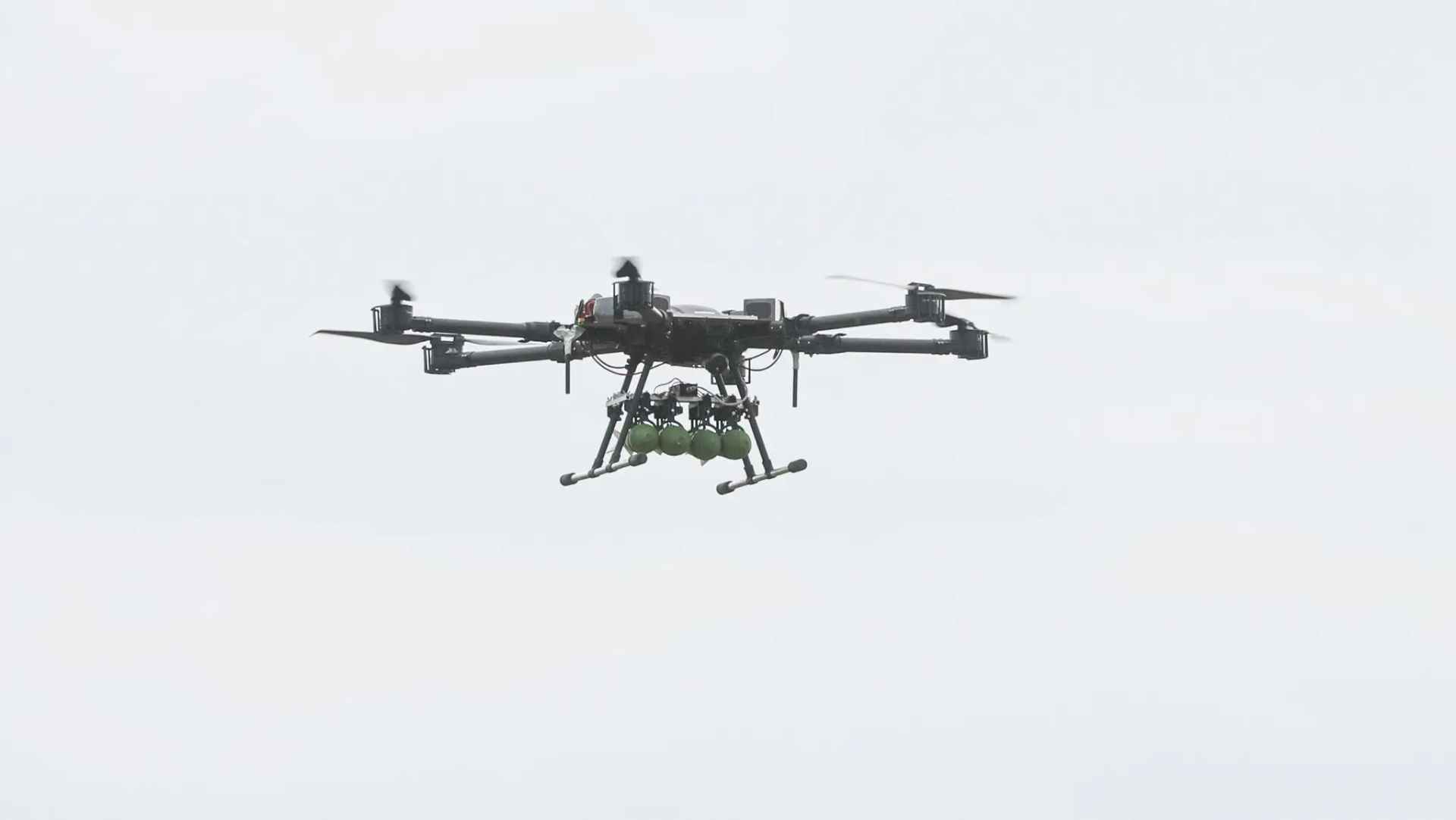 Drones aperçus au-dessus de la plus grande base militaire du Danemark