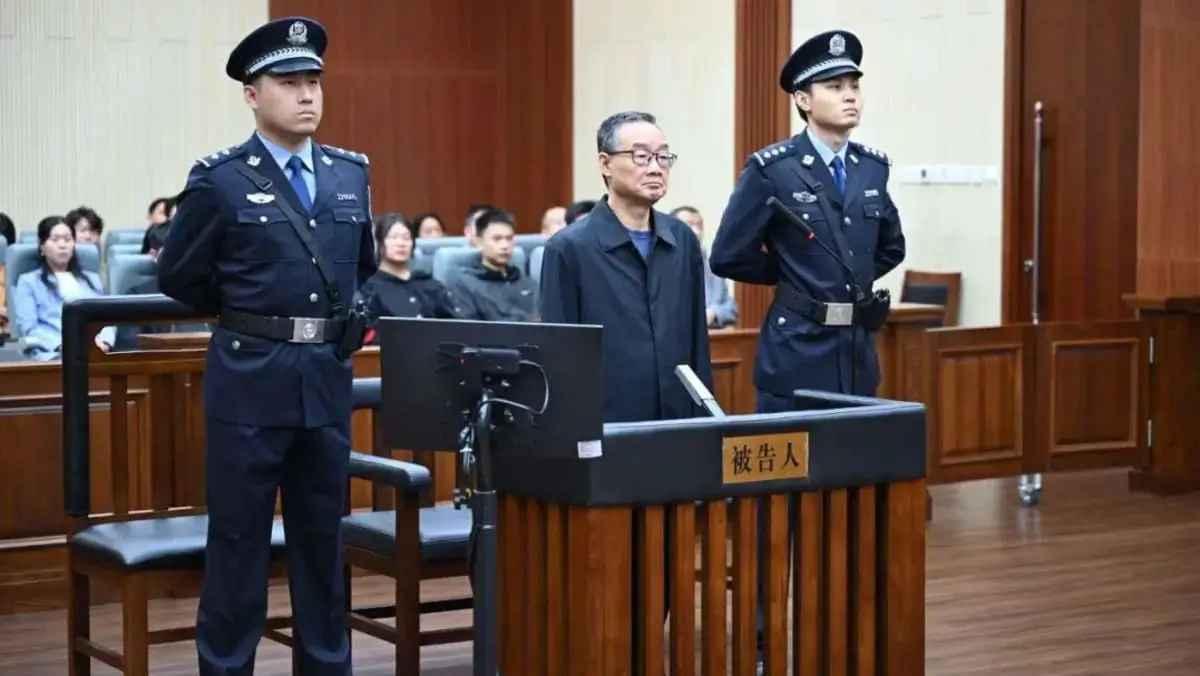 Condamné à mort, l’ex-ministre chinois a empoché des millions de dollars
