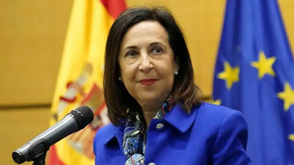 L'avion de la ministre espagnole de la Défense subit une panne GPS près de l'enclave russe