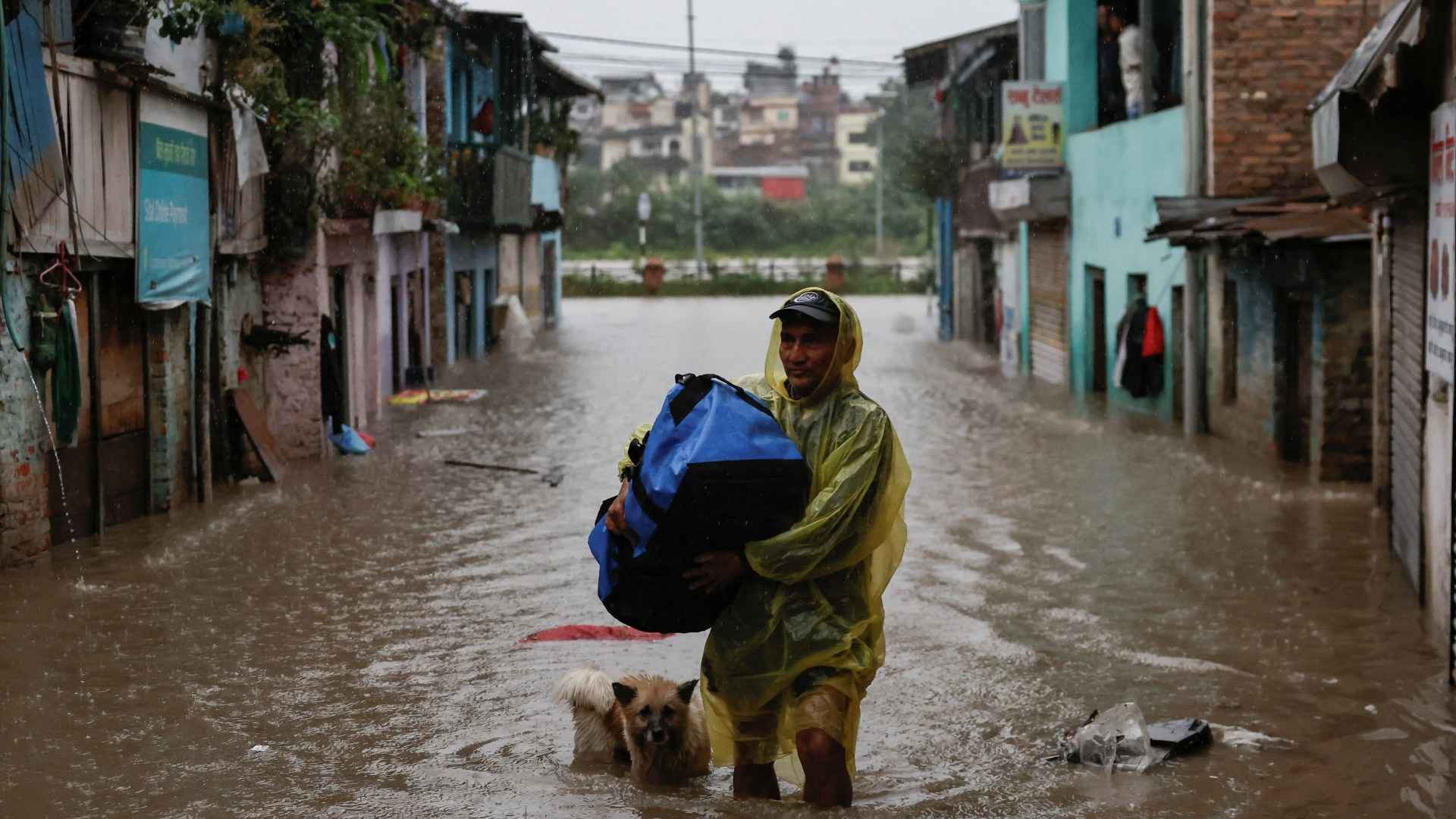 Pluies torrentielles au Népal, 22 morts