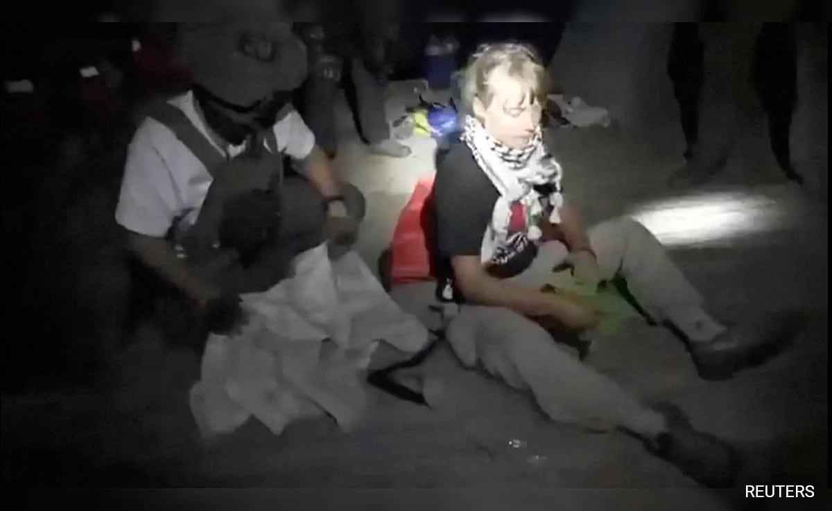Dans une cellule infestée de puces, sans nourriture / Israël accusé d'avoir arrêté Greta Thunberg