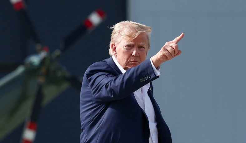 La guerre est finie”, Trump arrive en Israël – accueilli sur tapis rouge