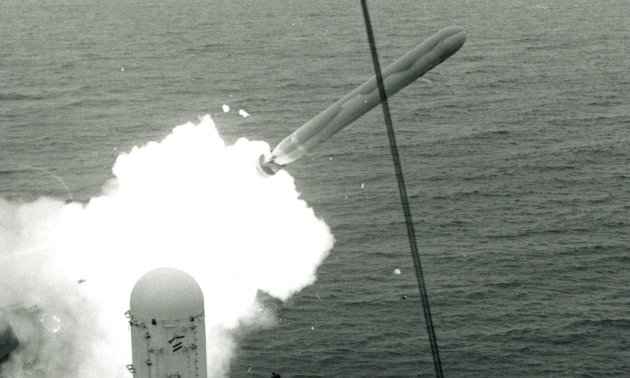 Il bat Trump, Poutine au Tomahawk / L’arme effrayante qui ‘terrorise' le Kremlin
