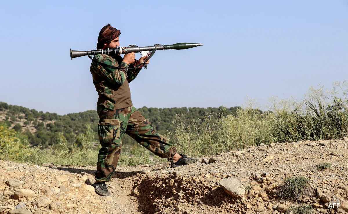 La guerre Afghanistan-Pakistan s’embrase / les talibans signalent des civils tués lors de frappes