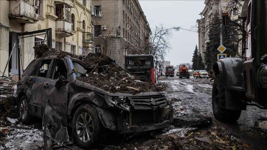 La Russie contrôle 2 localités, l'Ukraine frappe des sites russes clés