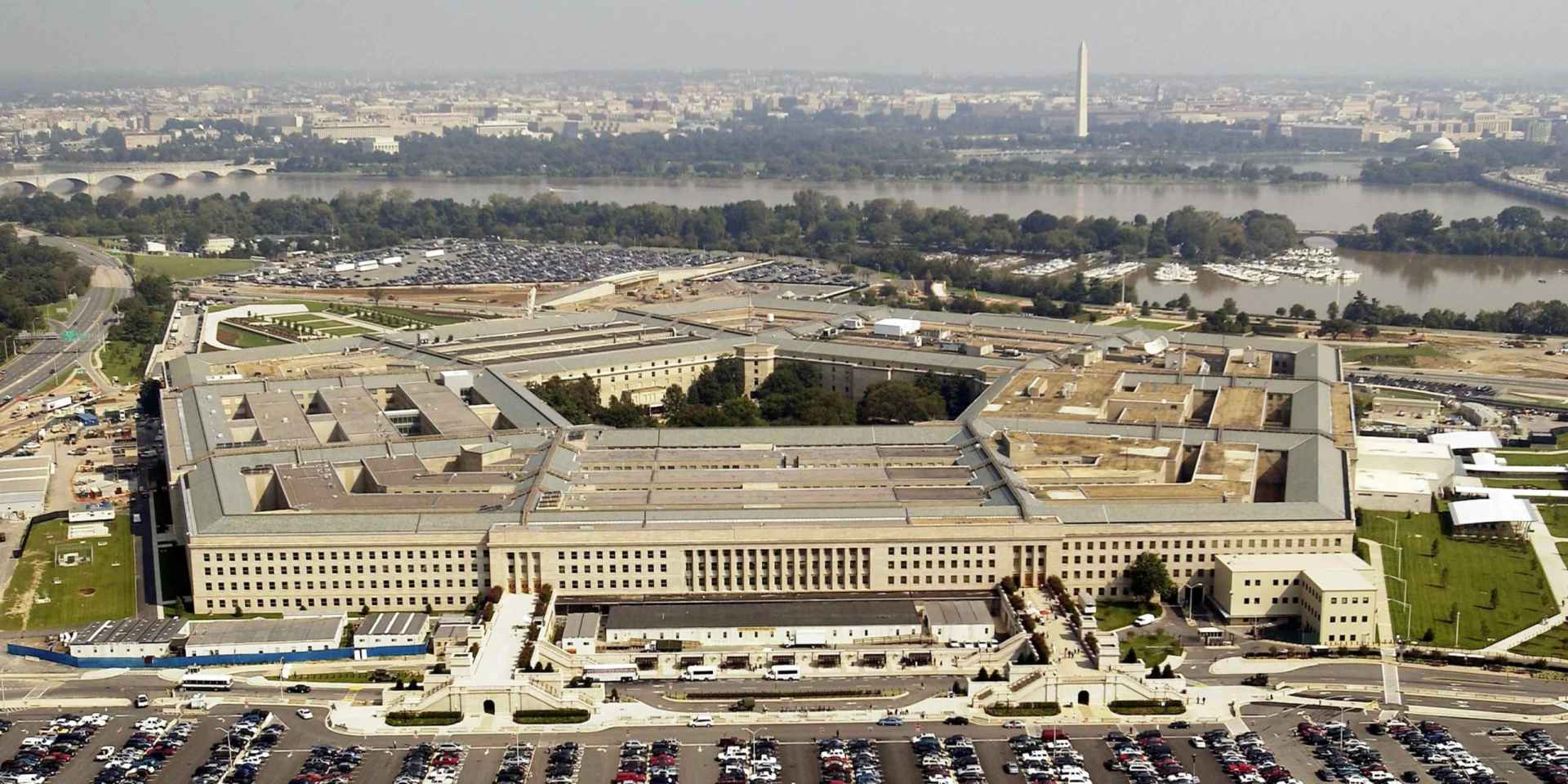 130 mln USD pour troupes US : donateur mystérieux paie, gouvernement fermé