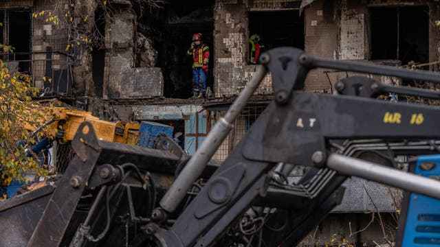 Immeubles rasés à Kiev : attaque russe violente, trois morts et 31 blessés