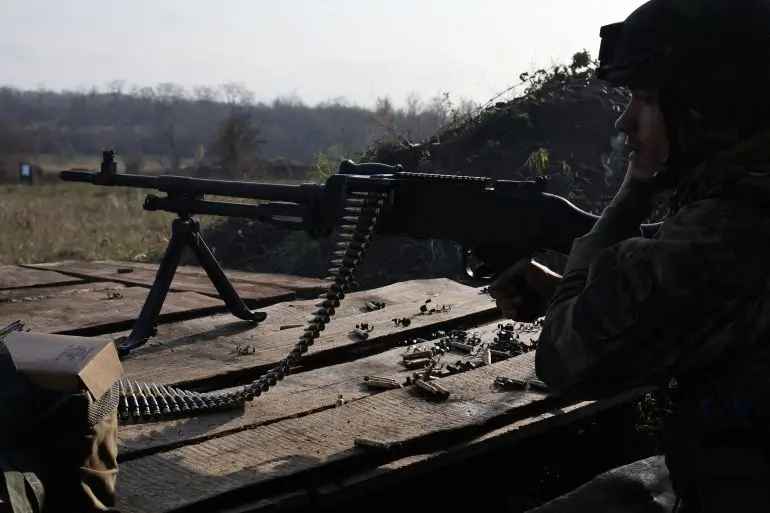 Ukraine en «guerre éternelle» — ex-chef de l'OTAN : force défensive européenne à Kiev