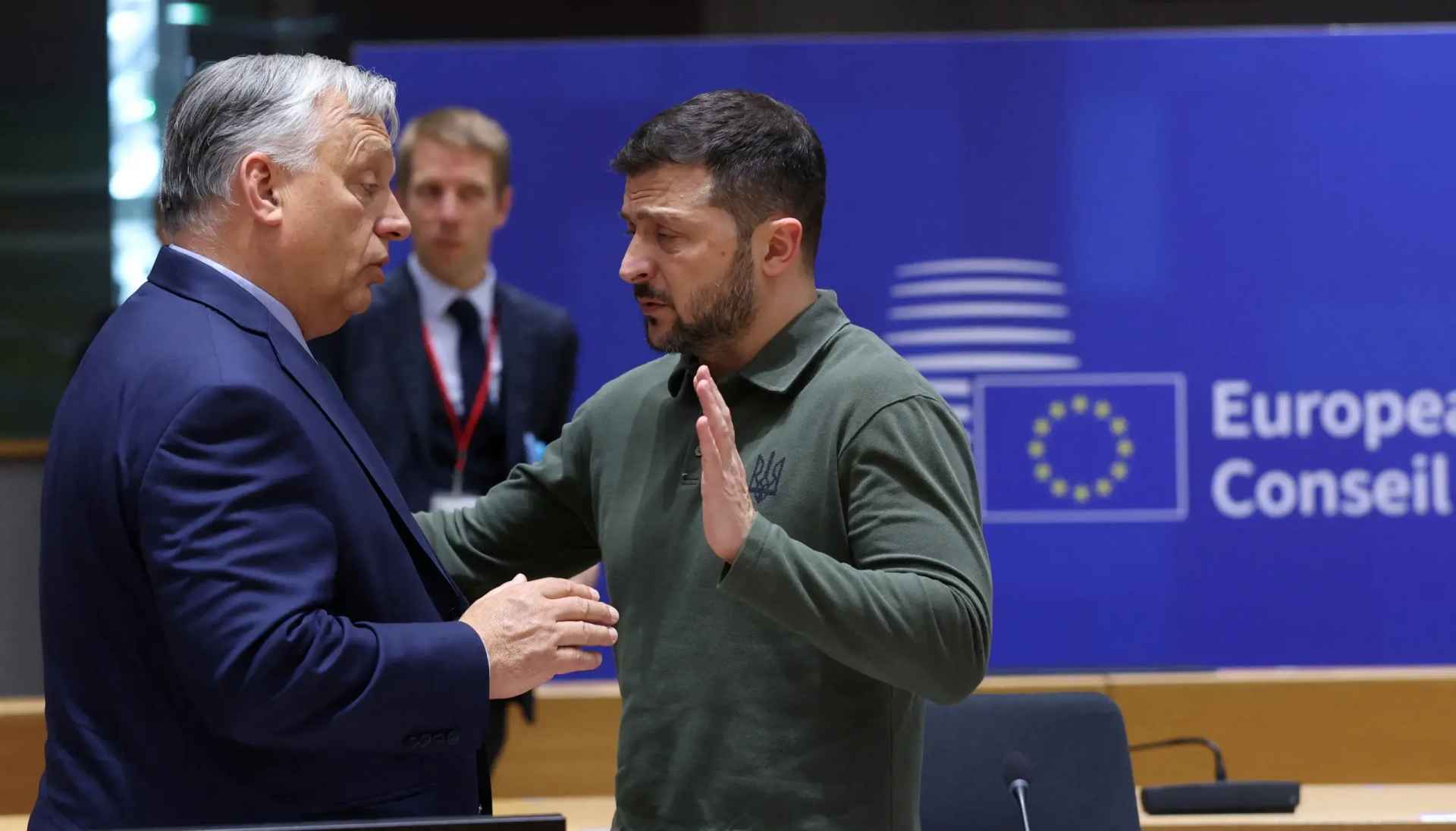 Zelensky: l'Ukraine défend aussi la Hongrie, Orbán réagit