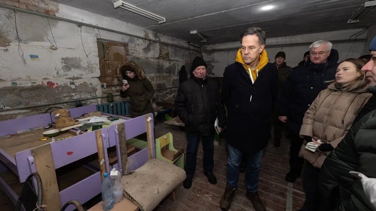 Le chef de l'OTAN visite l'Ukraine