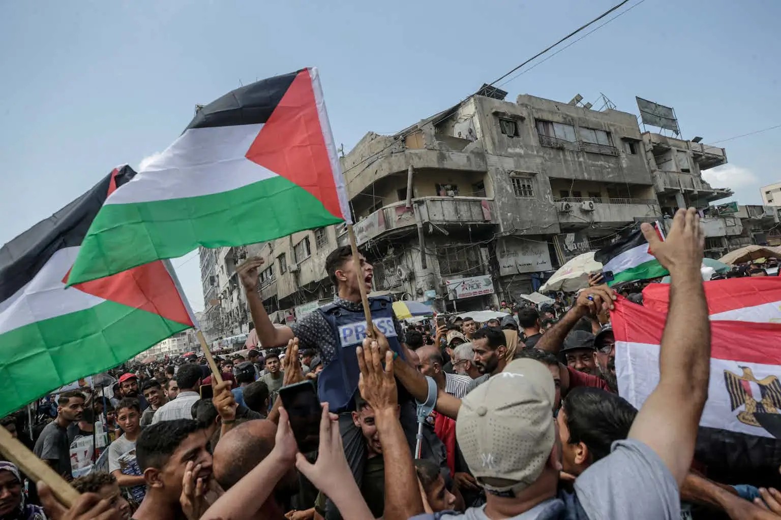 Trump, 20 points pour la paix à Gaza / Les pays musulmans et l'Europe soutiennent le plan