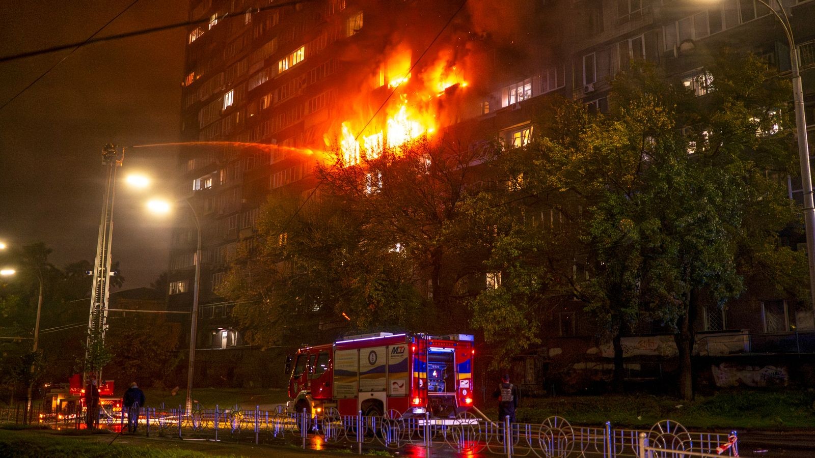 Attaque massive au centre de Kiev / La Russie frappe des appartements et des centres énergétiques
