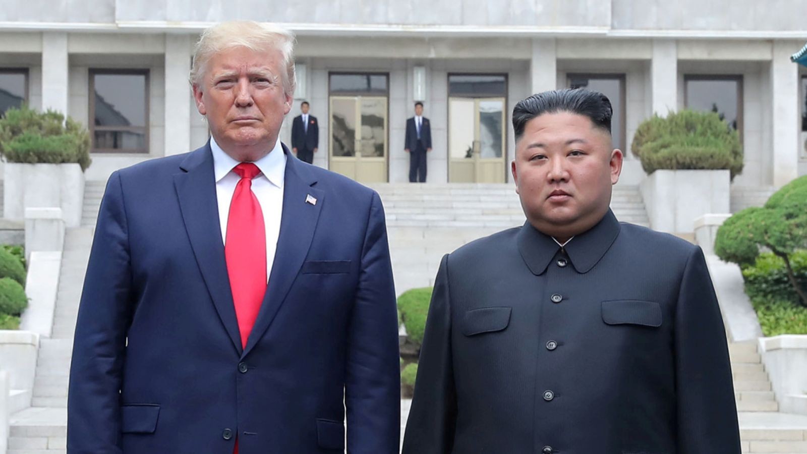 Kim Jong-un ignore Trump / Le président US veut le revoir, aucune réponse
