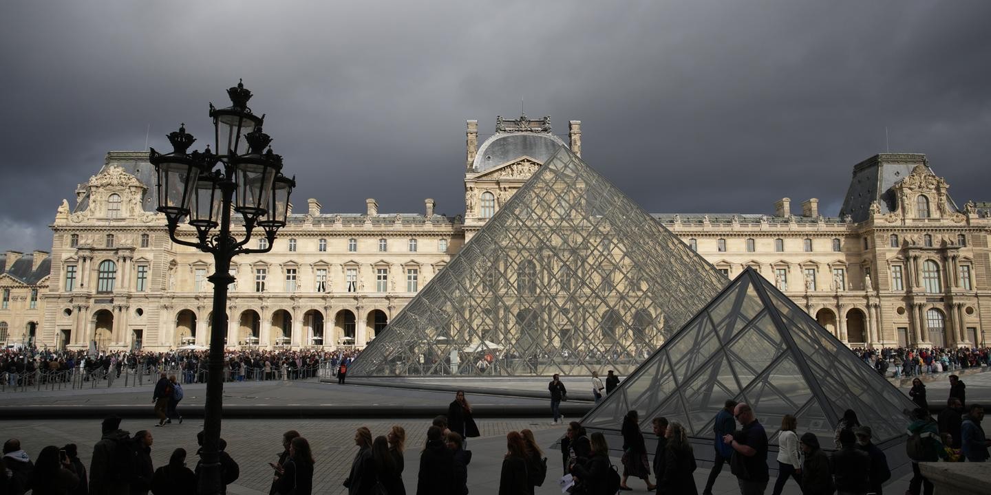 Vol au Louvre : 5 autres arrestations qui ont humilié la France