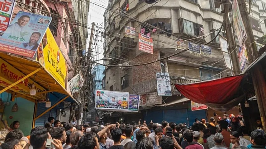 Bangladesh : au moins 8 morts et plus de 300 blessés après un puissant séisme