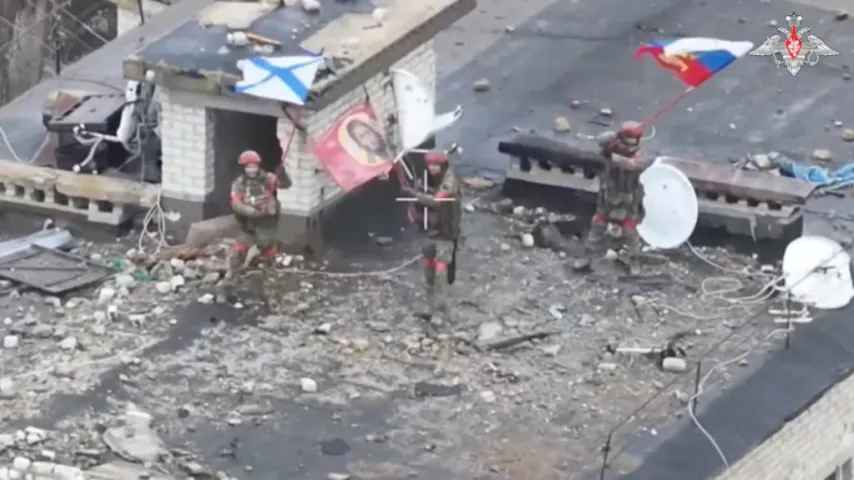 La Russie capture trois nouveaux villages ukrainiens; l'Ukraine signale 162 combats sur le front