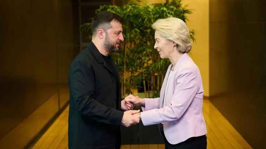 Les frontières ukrainiennes ne peuvent être changées par la force ni l'armée réduite, von der Leyen