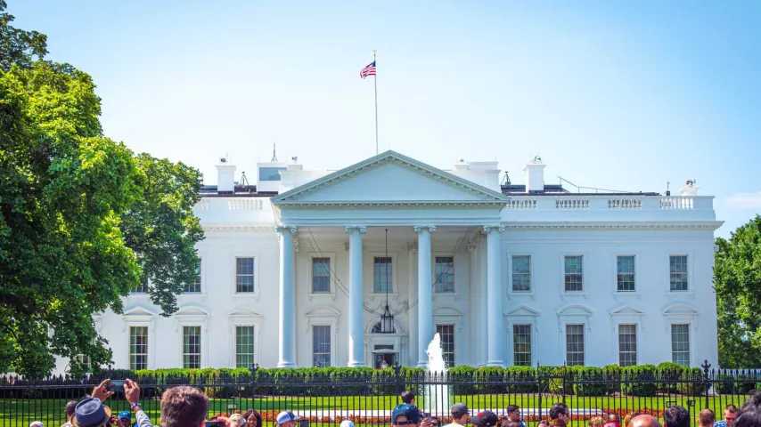 USA veulent que l'Ukraine 'cède' / UE pas d'appui, Russie attend signaux positifs