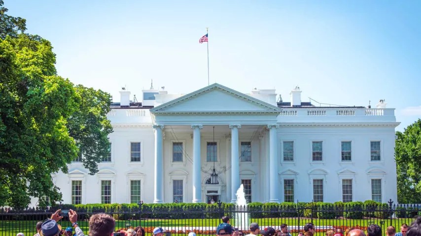 USA veulent que l'Ukraine 'cède' / UE pas d'appui, Russie attend signaux positifs