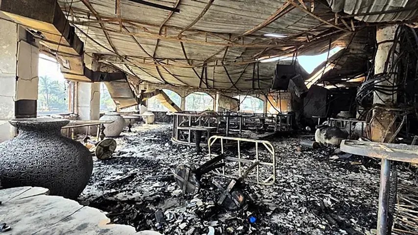 Incendie dans une boîte de nuit tue 25 personnes; des touristes parmi les victimes en Inde