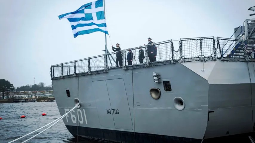 La Grèce crée la marine la plus puissante de l'histoire; la frégate «Kimon» transforme l'Égée