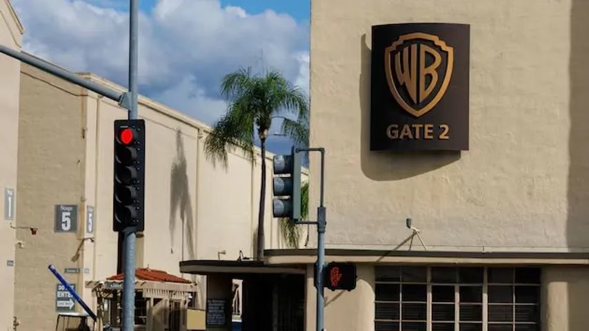 La guerre avec Netflix commence, Paramount annonce le chiffre vertigineux pour Warner Bros