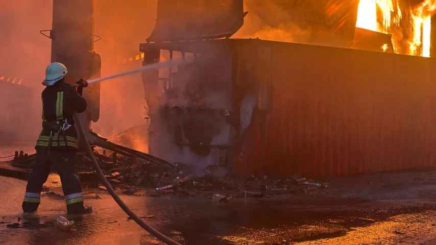 La Russie riposte après attaque ukrainienne d'un pétrolier; frappe Odesa: 7 tués, 15 blessés