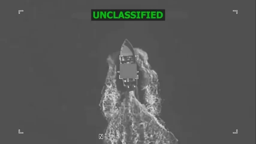 L'armée américaine attaque trois navires suspects de trafic dans le Pacifique; au moins 8 morts