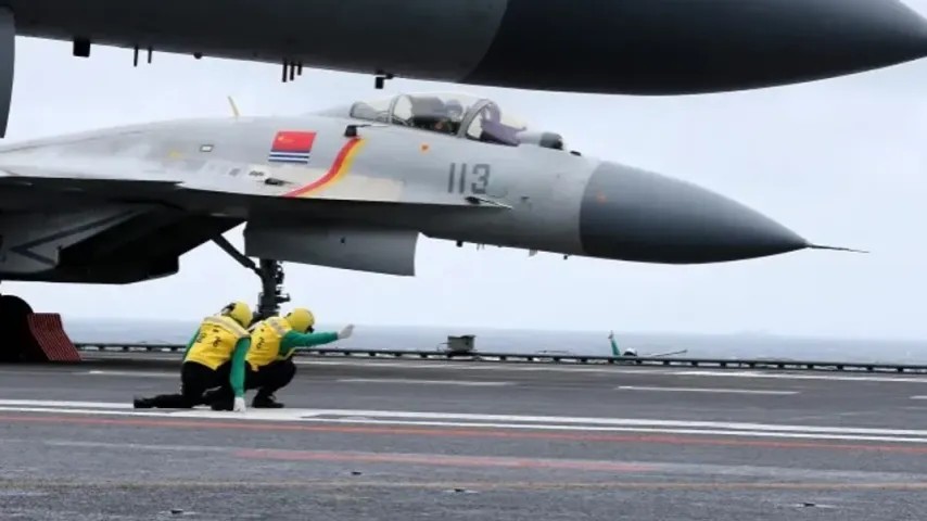 Le Japon accuse des pilotes chinois d'avoir braqué le radar de tir sur ses avions