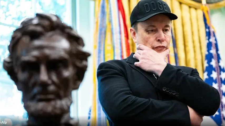 Musk réagit vivement après amende 120 M€ : l'UE doit être abolie, la souveraineté rendue aux États