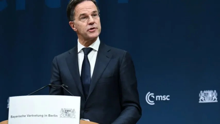 Nous sommes la prochaine cible russe", avertit le chef de l'OTAN: Stopper la guerre avant son début