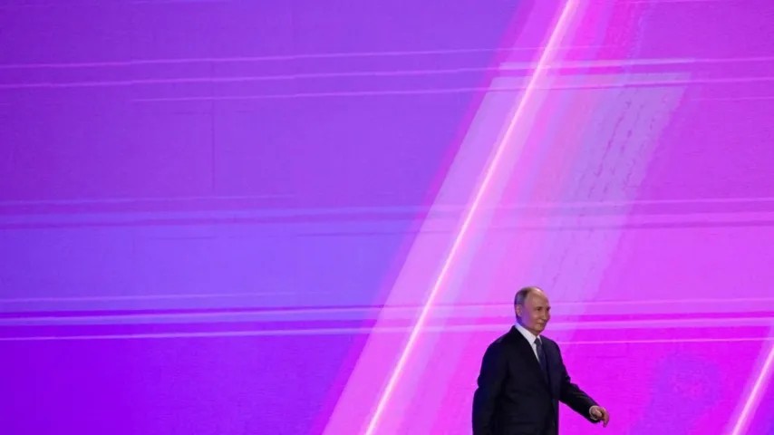 Poutine révèle pourquoi la rencontre avec l'envoyé et le gendre de Trump a duré plus que prévu