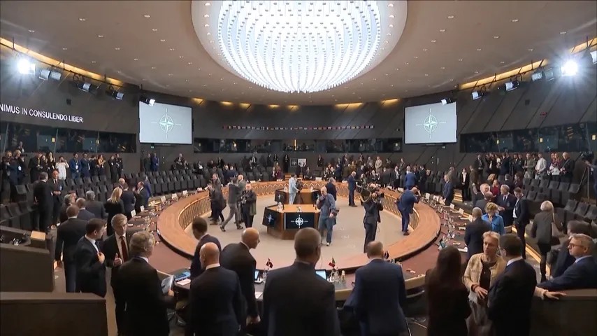 Rutte : l'approvisionnement en armes pour l'Ukraine ne s'arrêtera pas