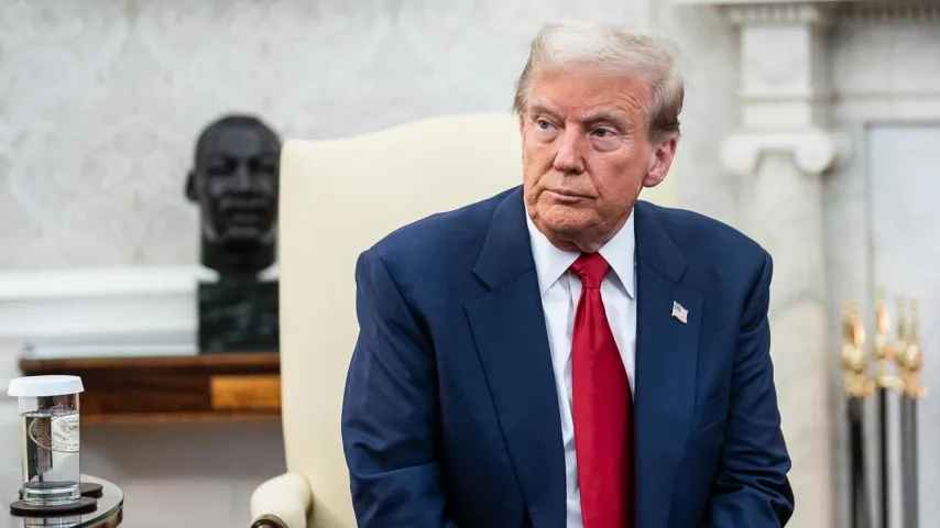 Trump critique les dirigeants européens / Avertit d'une baisse du soutien à l'Ukraine