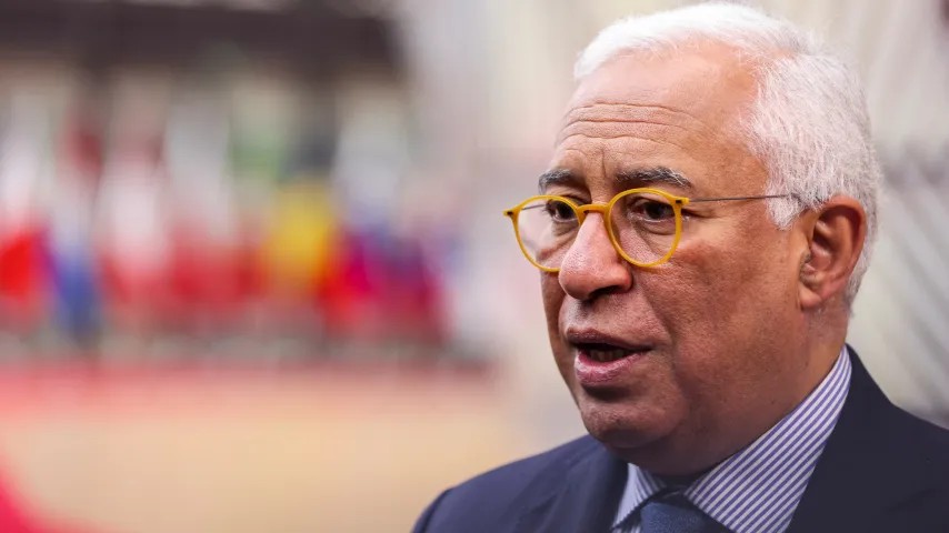 Trump : l'Europe prend la mauvaise direction / Chef de l'UE : Gardez vos mains loin de nous