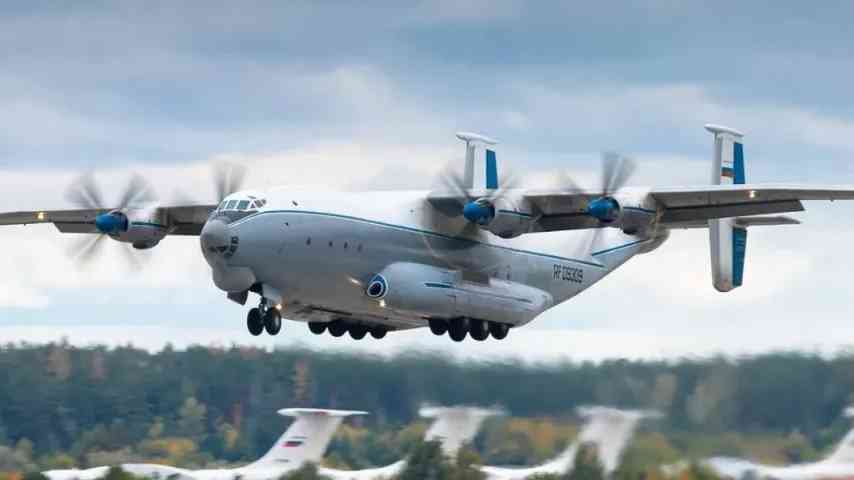Un avion militaire russe s'écrase