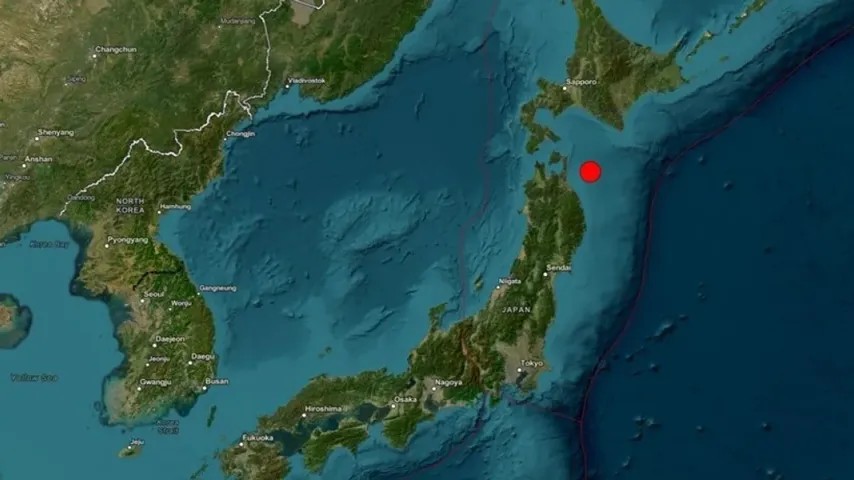 Un puissant séisme frappe le Japon, alertes au tsunami