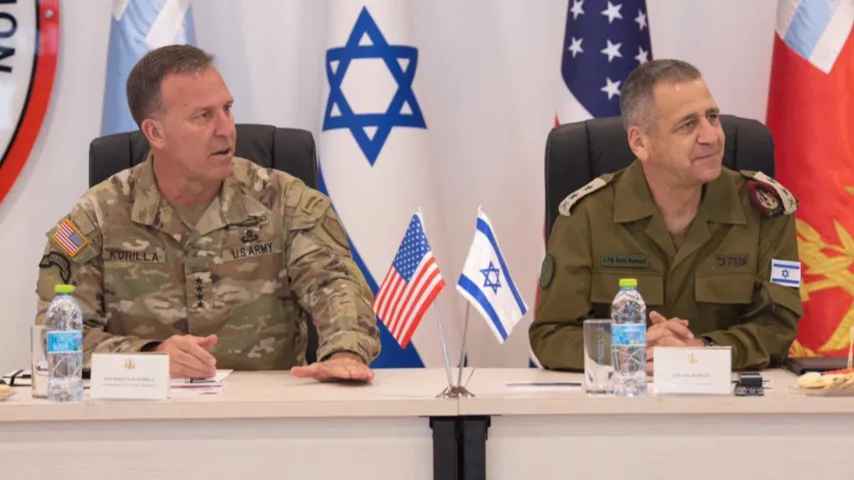 États-Unis prêts à attaquer l'Iran / Israël en alerte, Téhéran promet vengeance