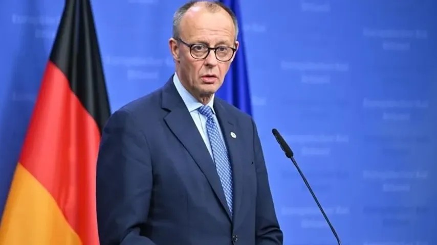 Le régime iranien vit “ses derniers jours” — dit le chancelier allemand