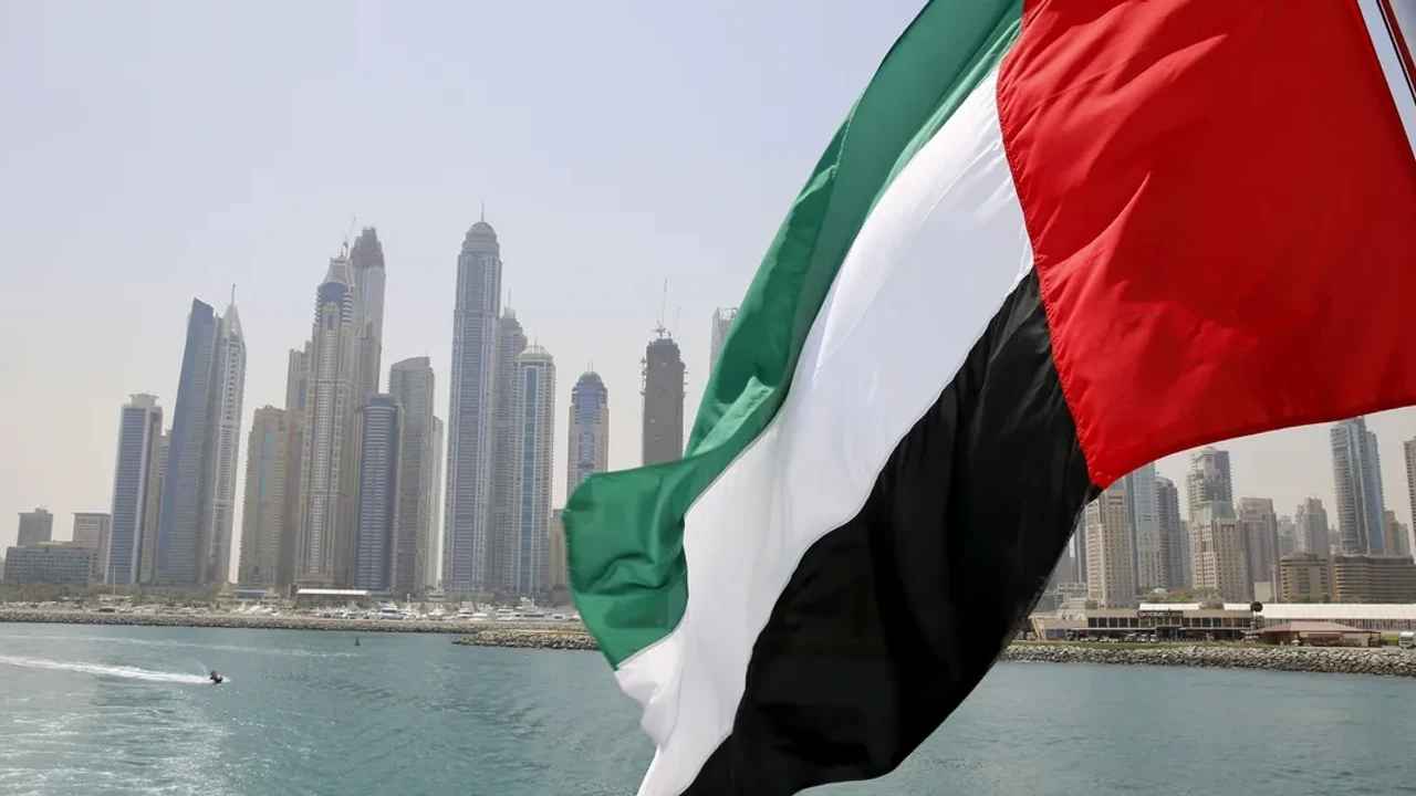 Les Émirats arabes unis interdisent l'usage de leur espace aérien pour attaques contre l'Iran