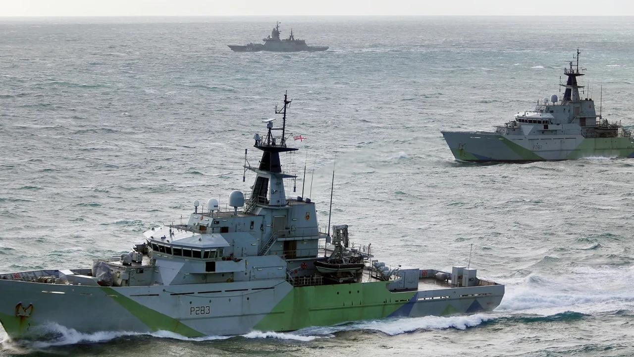 Les navires de Poutine dans la Manche / Londres avertit : nous savons ce que vous faites