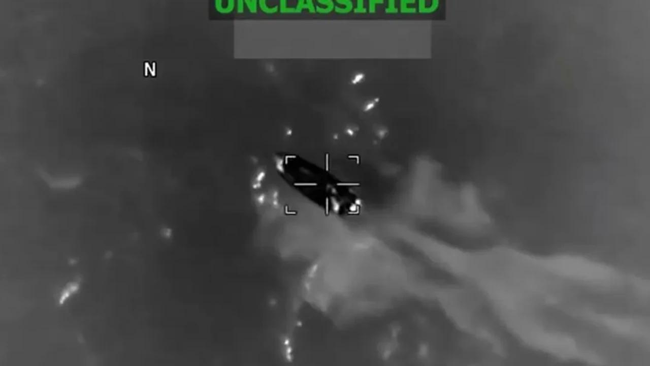 L'armée américaine frappe un navire de trafiquants de drogue dans les Caraïbes