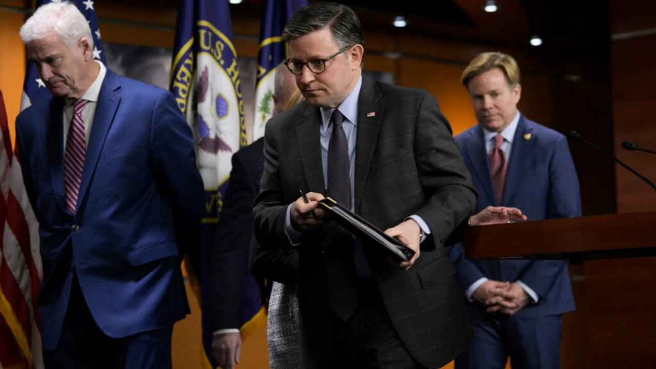 Le Congrès « frappe » Trump : bloque tarifs pour le Canada, 6 républicains contre!