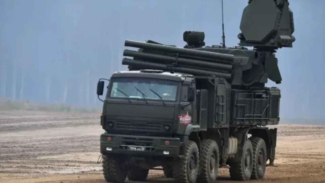 Les Ukrainiens frappent les systèmes de missiles russes S-400 et Pantsir-S1