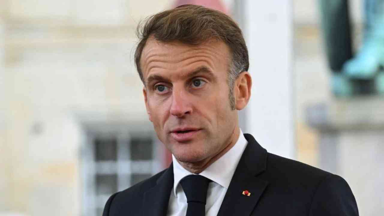 Macron dans le sous‑marin «top-secret» / L'UE prépare une dissuasion nucléaire, inquiétude USA