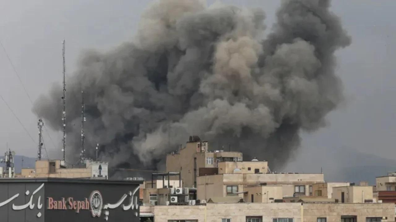 Espagne ferme une ligne aérienne aux avions participant à l'opération contre l'Iran