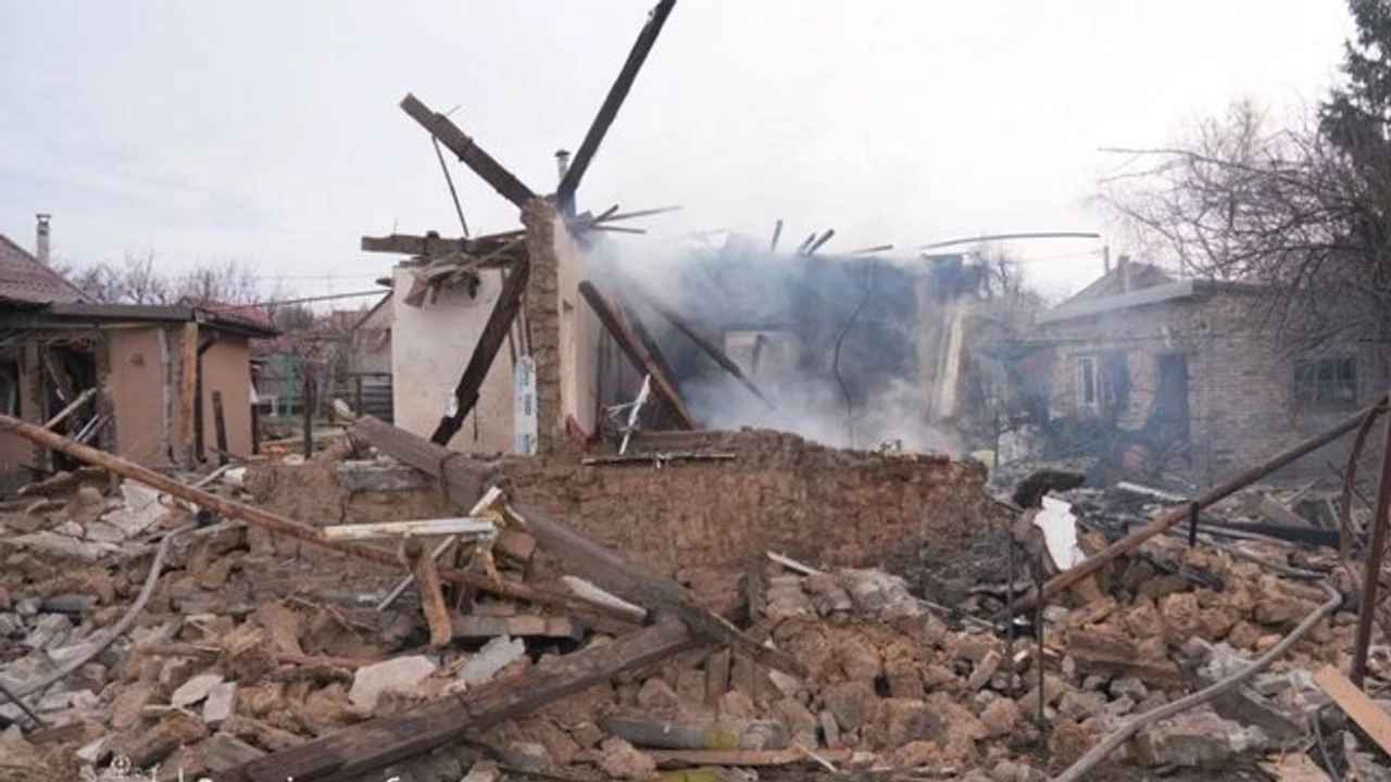 La Russie lance des drones vers l'Ukraine, morts et blessés avant les pourparlers de paix