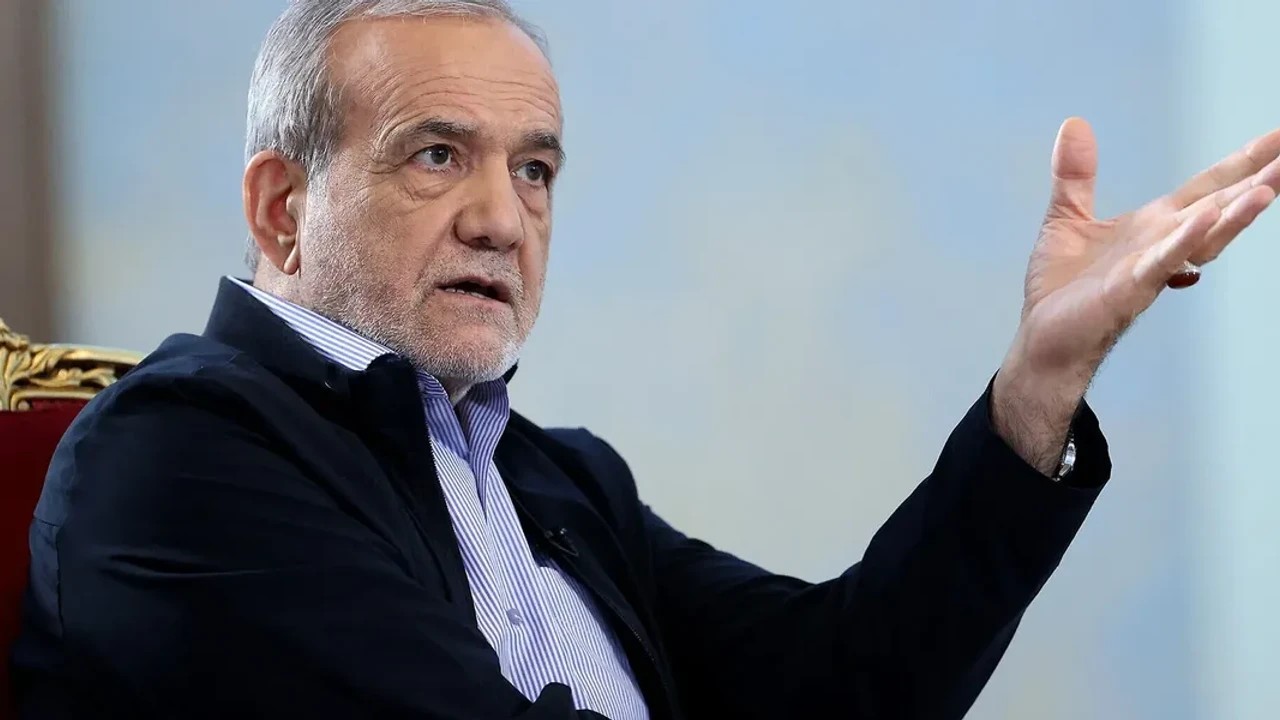 Le président iranien menace de nouvelles attaques contre des cibles américaines