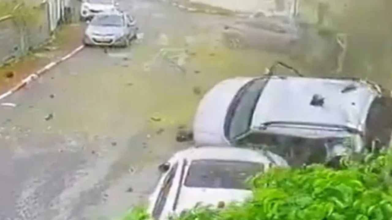 L'Iran frappe Kafr Qasim en Israël avec une bombe à fragmentation