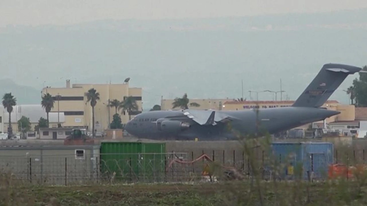 L'Italie dit «Non» à Trump et refuse l'usage de ses bases militaires